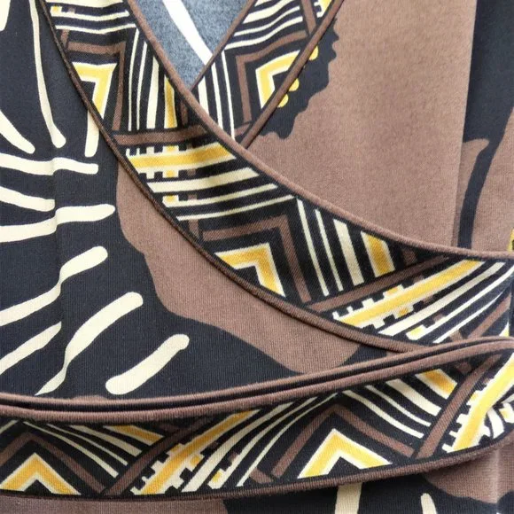 BCBG MaxAzria Tropical Print V Neck Sheath Dress, Size S - Picture 9 of 10